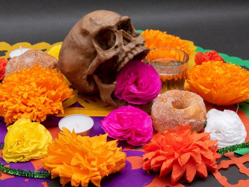 Cómo hacer flores de cempasúchil de papel para el Día de Muertos (video) -  La Jiribilla
