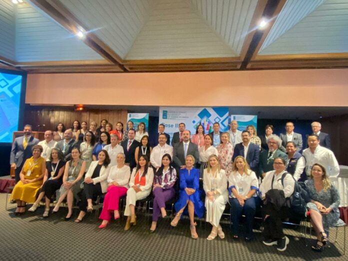 Participa regidora Lupita Borruel en mesas de trabajo para la estructuración de la Ley General de Cáncer en México