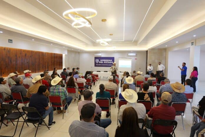 Reafirma Arturo Zubia su compromiso con el campo en reuniones con productores de Jiménez y Camargo