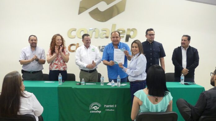 Entrega Conalep 340 becas para certificación de inteligencia artificial