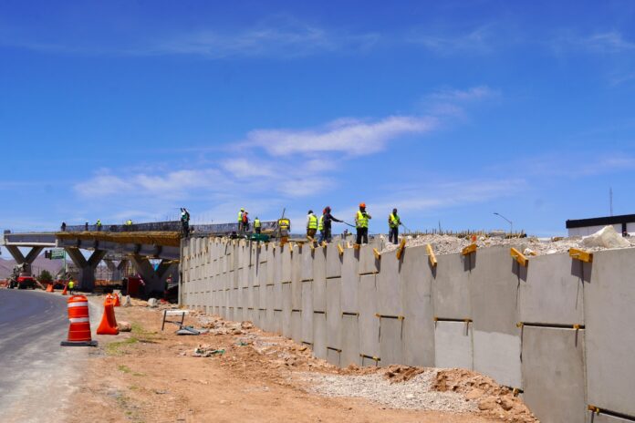 Paso superior en vialidad Los Nogales y avenida De las Industrias toma forma; obra entra en fase clave de construcción: Municipio