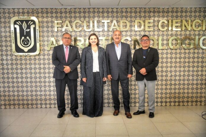 UACH y SEECH fortalecen colaboración para el mantenimiento y restauración de áreas verdes en Chihuahua.