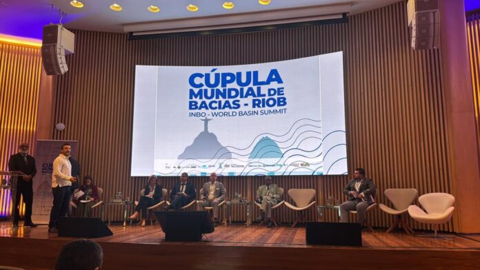 Académico de la UACH aporta soluciones innovadoras para la seguridad hídrica en encuentro mundial