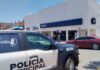Impiden policías municipales que madre de familia deposite 100 mil pesos por extorsión telefónica