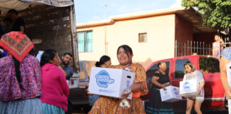 Lleva SPyCI apoyos alimentarios a familias indígenas de los asentamientos Oasis y Martín López