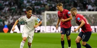 Gilberto Mora, el joven de 17 años de México que atrae las miradas en el Mundial por su forma de jugar