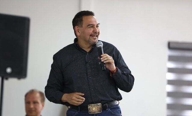 Llama Cruz Pérez Cuéllar en Delicias a fortalecer la región